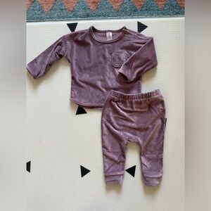 Modern Moments|Babu girl matching set,Velour long sleeve & leggings•••6-9 months